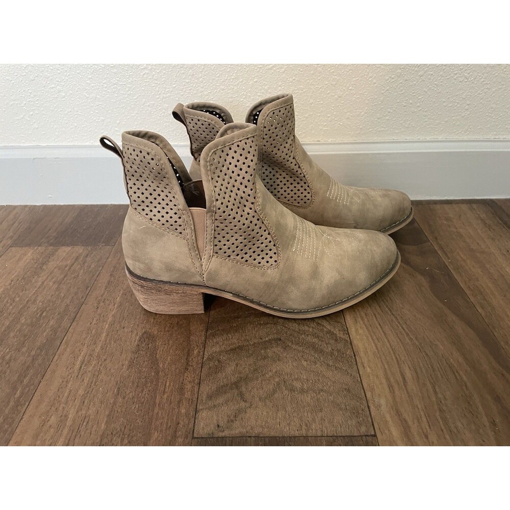 Natural Reflections 9 Tan Women's Western Boots